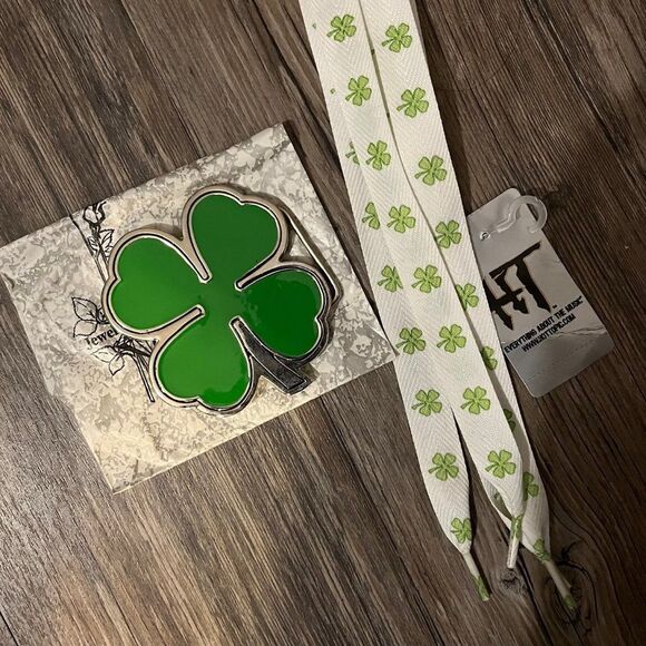 Silver Irish Green Enamel Belt Buckle Shamrock Clover & Hot Topic Shoe Strings - Picture 1 of 4